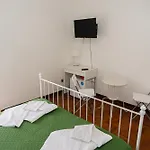 فندق مبيت وإفطار A.i.r. 2 *