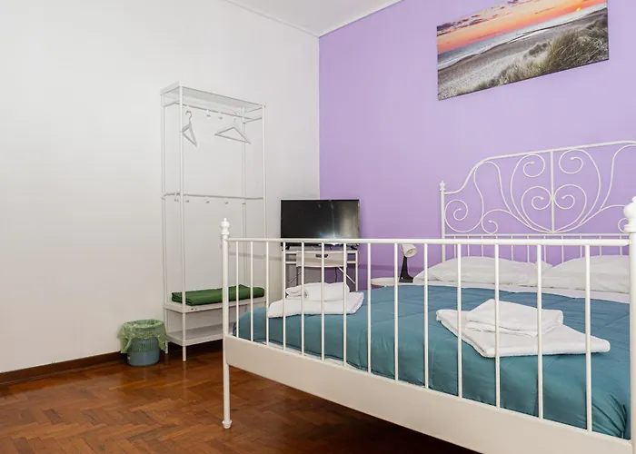 A.i.r. 2 Bed & Breakfast *